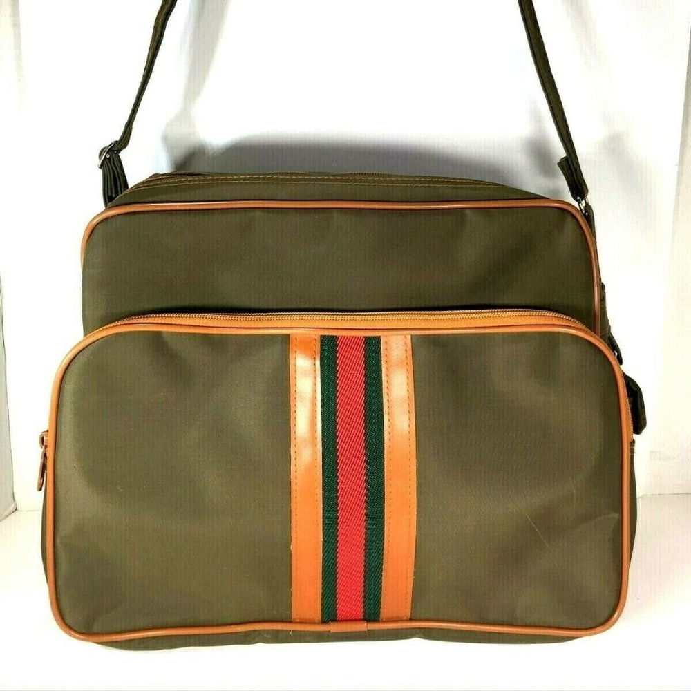 Mr Roberts RARE Vtg Olive Green CarryOn Travel Bag